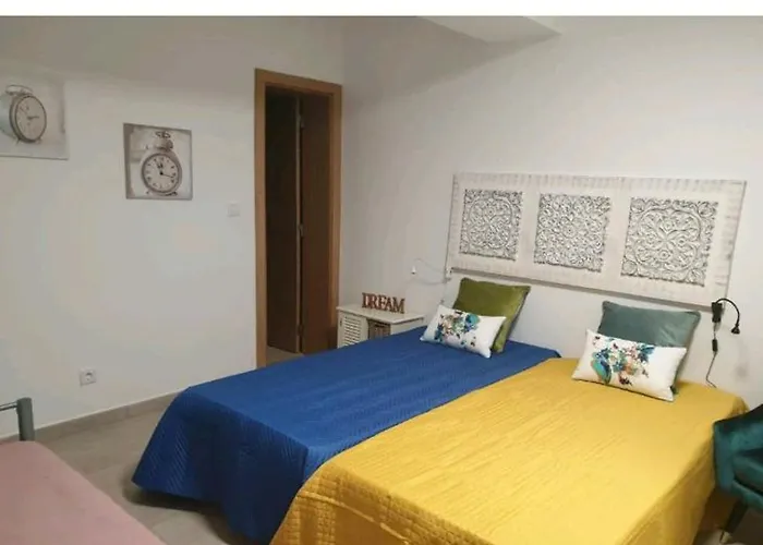 Lisbon Hostel Terminal 4